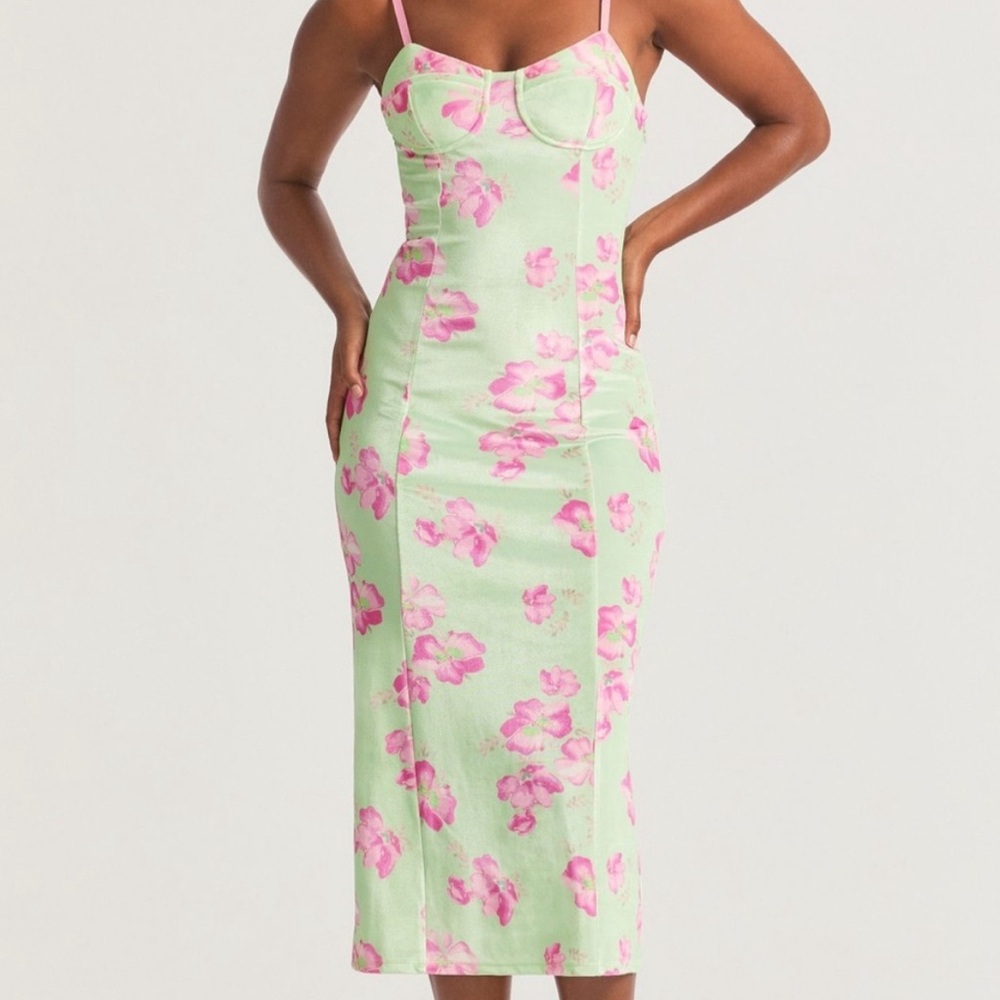 Love shack fancy dress size S - Picture 3 of 4